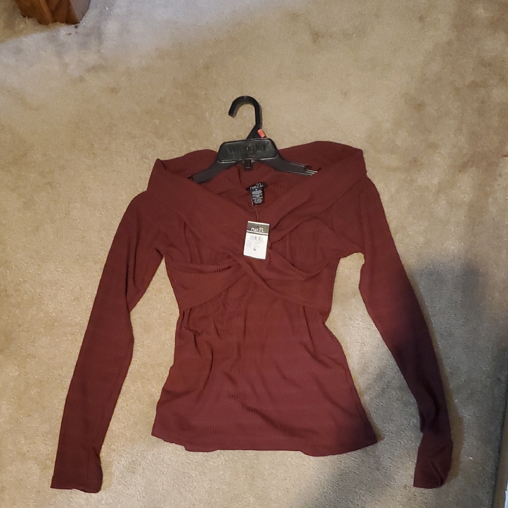 Rue21 Red Fitted Tie Front Long Sleeve Blouse